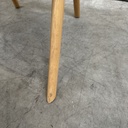 Eye dining chair