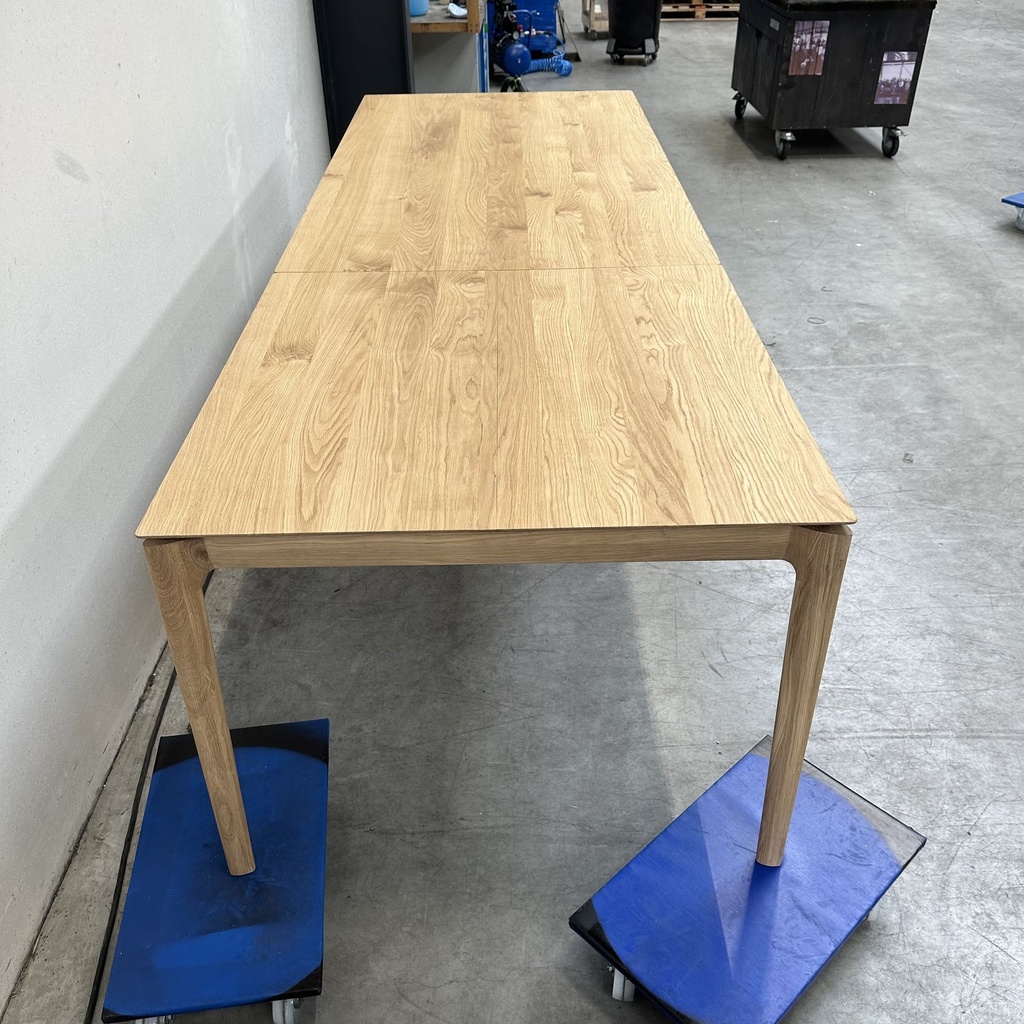 Bok extendable dining table