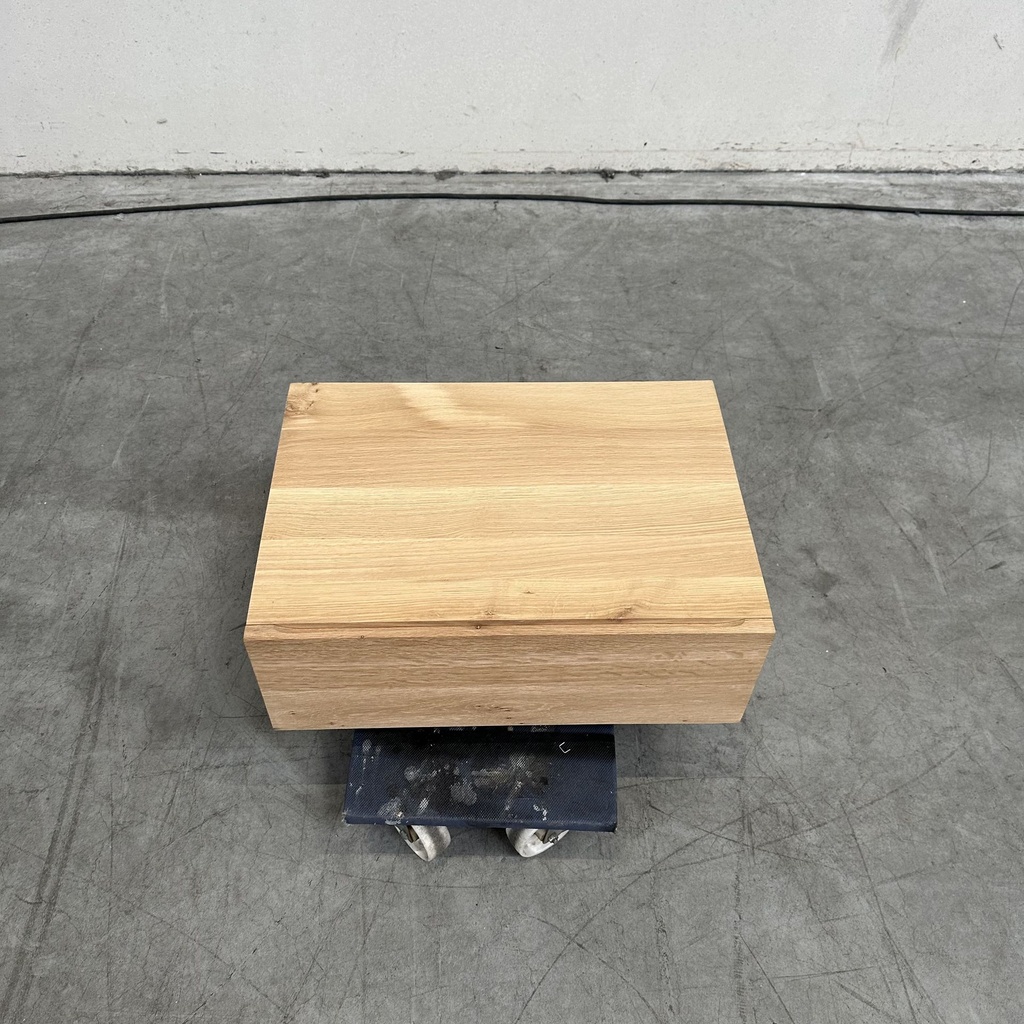 Madra bedside table