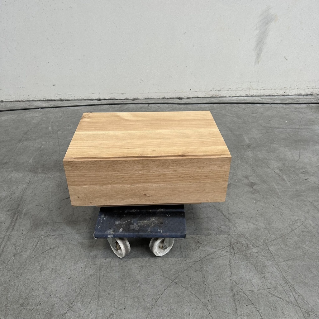 Madra bedside table