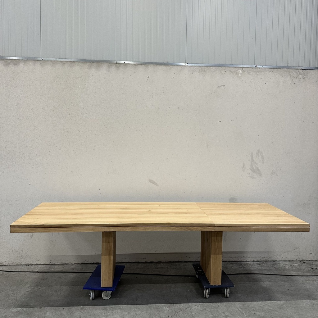 Double extendable dining table