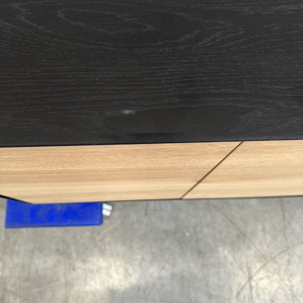 Blackbird sideboard