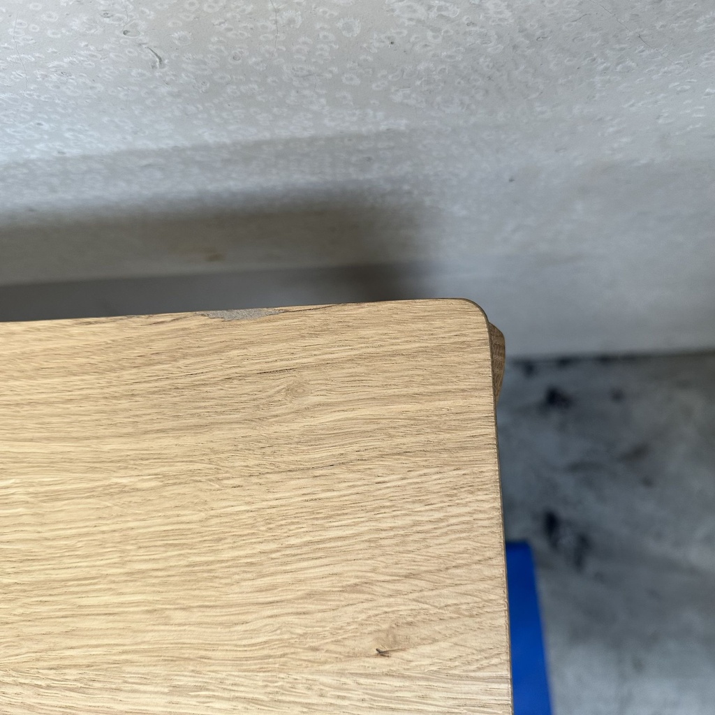 Bok extendable dining table