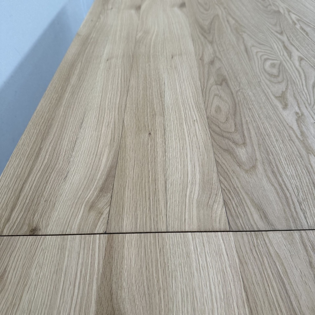 Bok extendable dining table