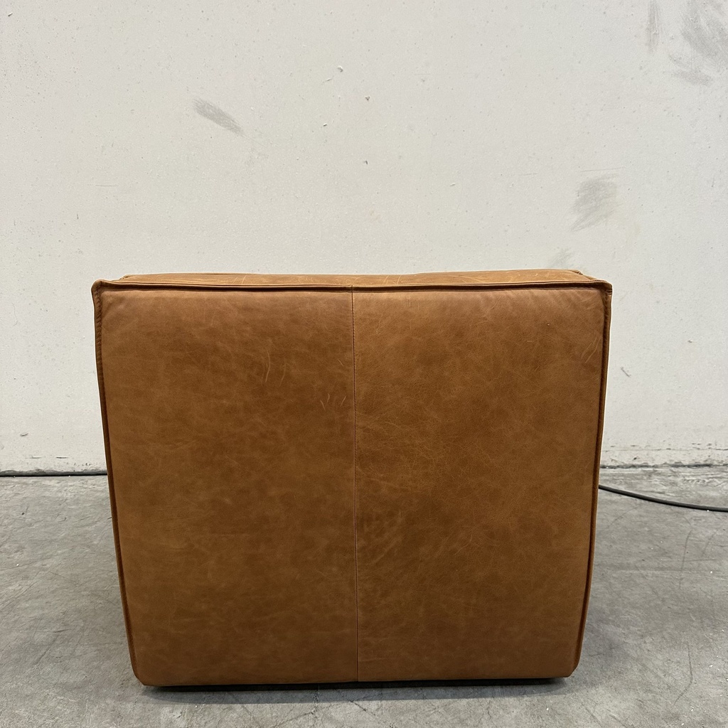N701 sofa