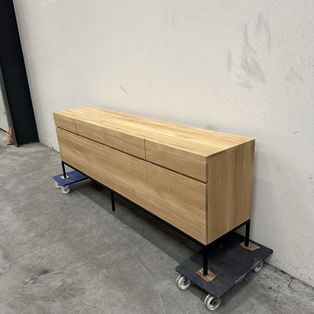 Ligna sideboard
