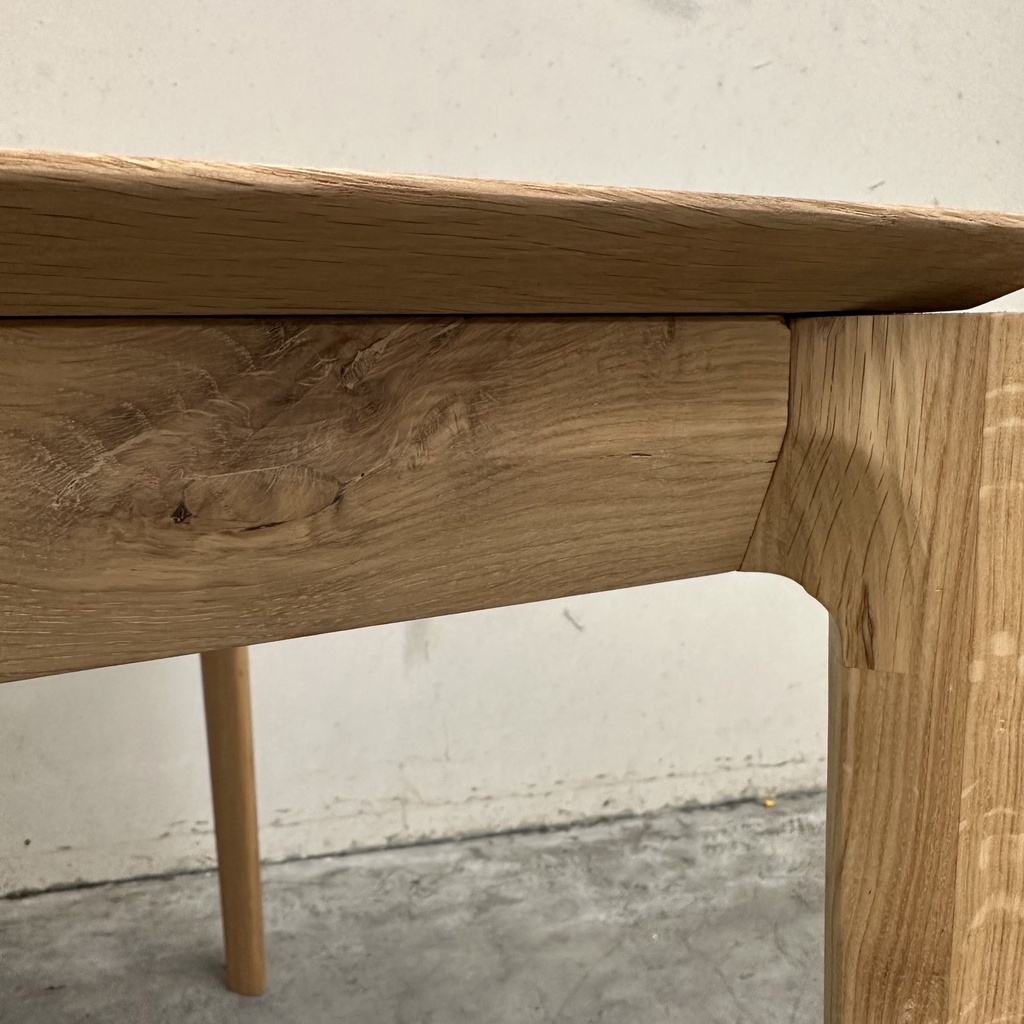 Bok dining table