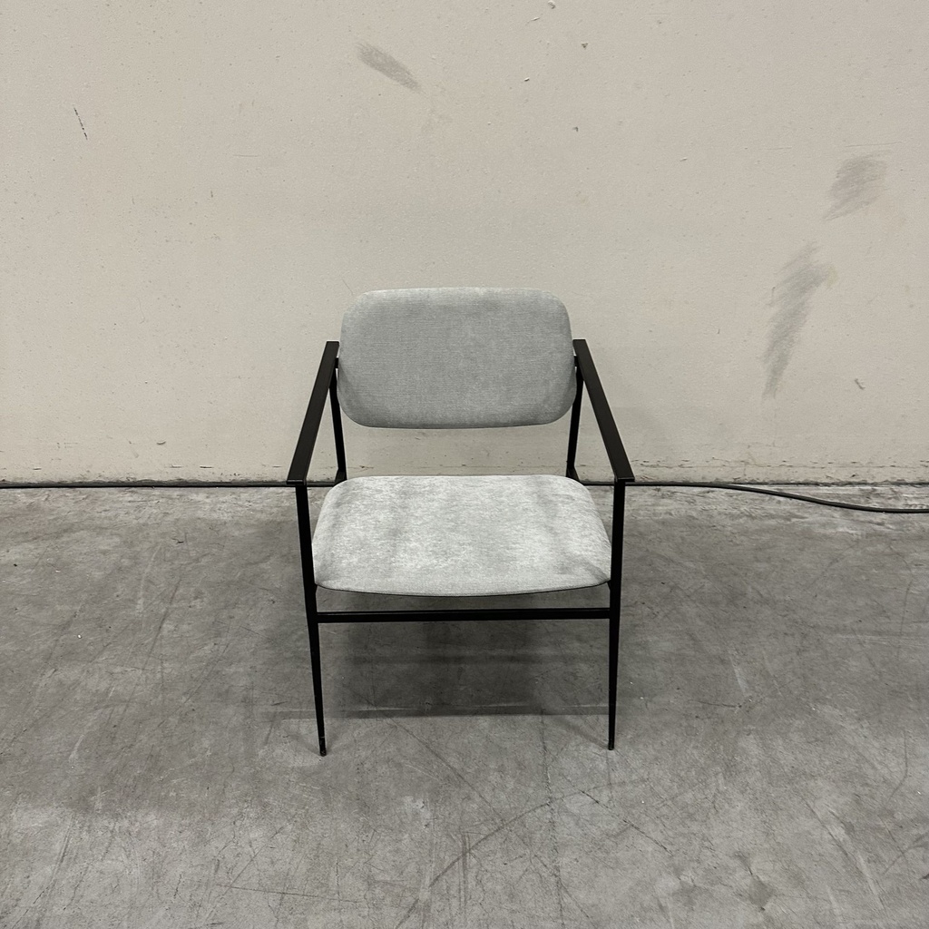 DC lounge chair