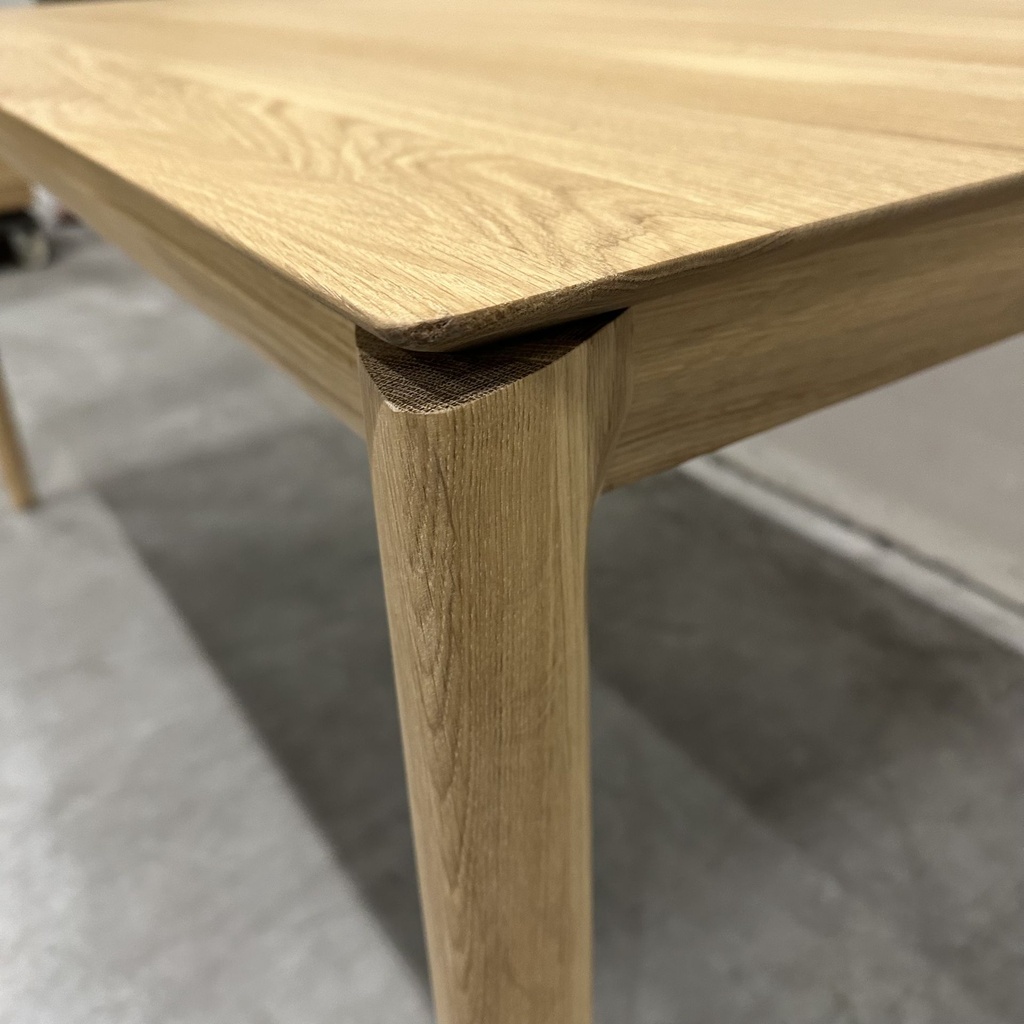 Bok dining table