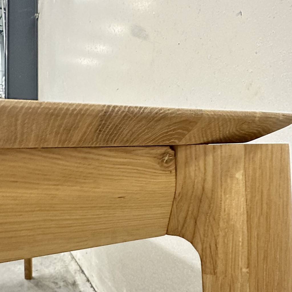 Bok dining table
