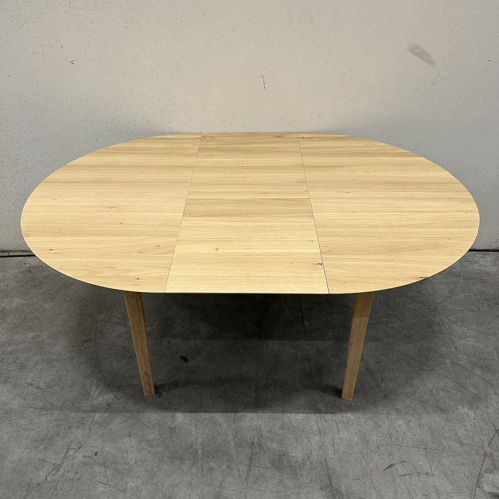 Bok round extendable dining table