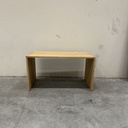 U desk