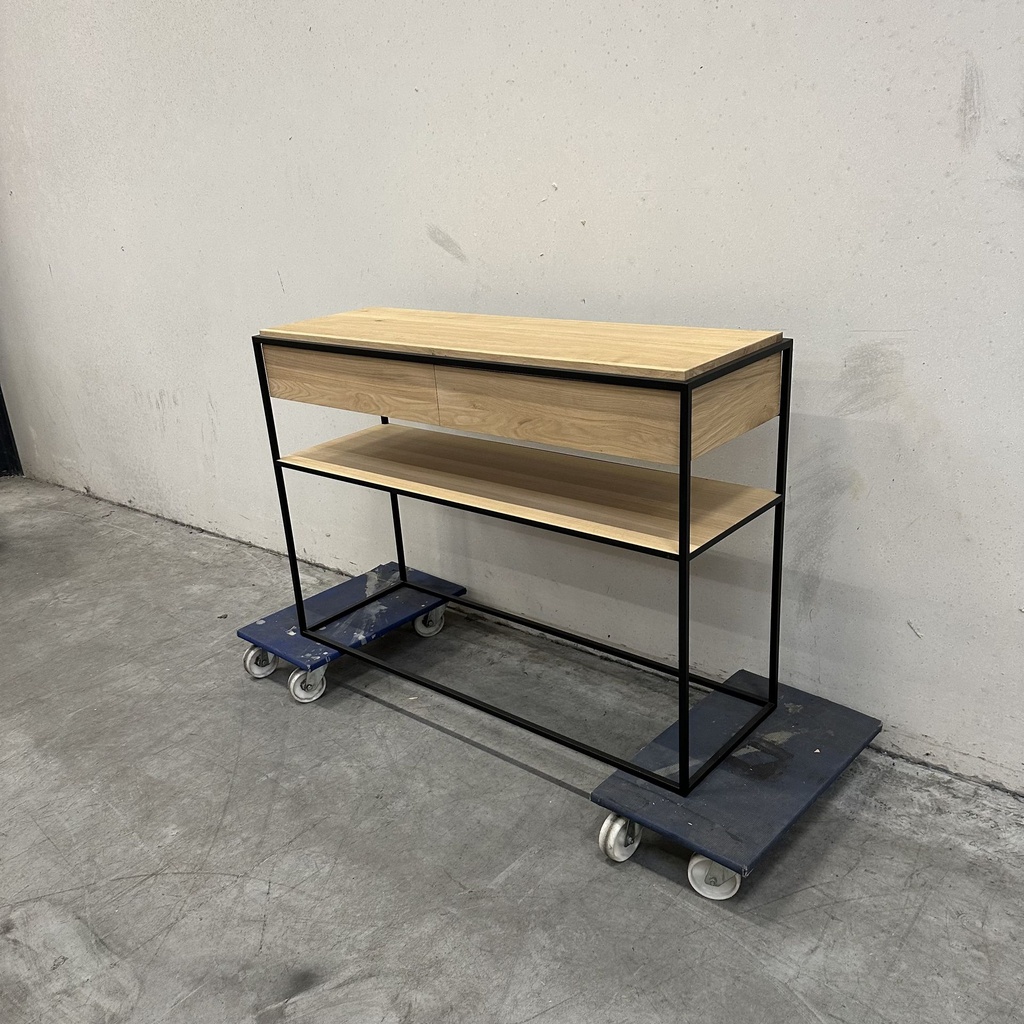Monolit console