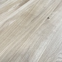 Slice dining table