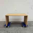 U desk