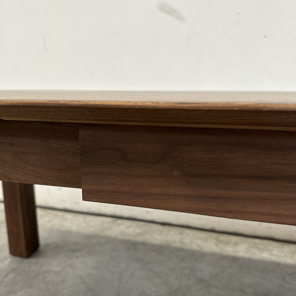 Walnut Slice extendable dining table