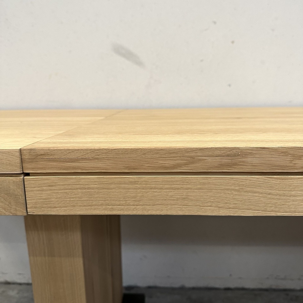 Double extendable dining table