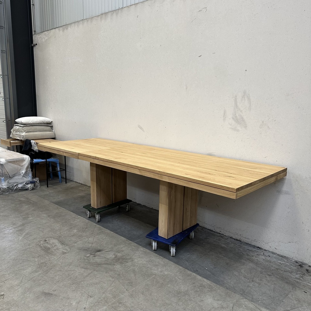 Double extendable dining table