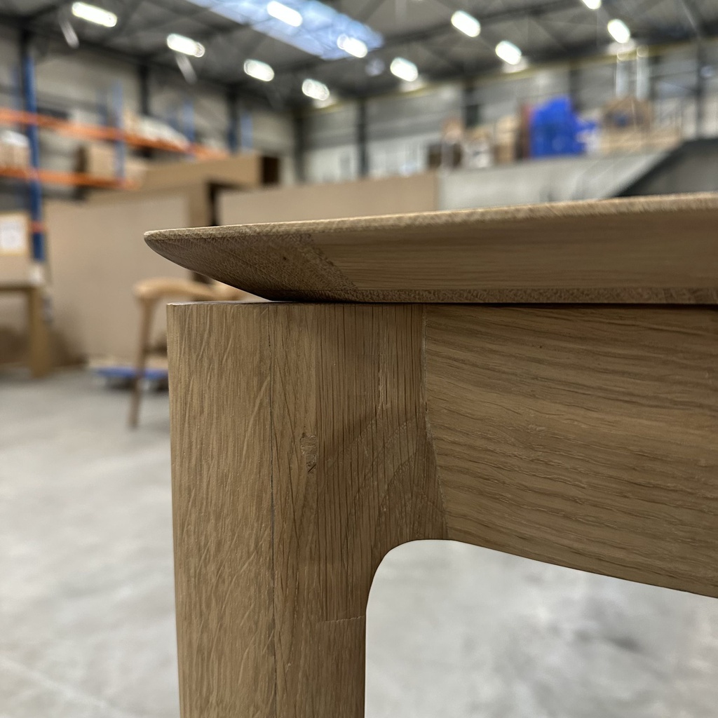 Bok extendable dining table
