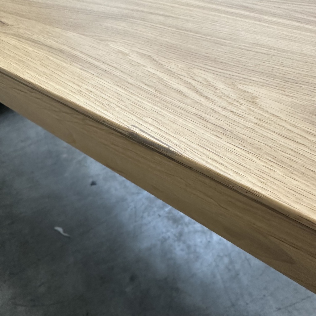 Bok extendable dining table
