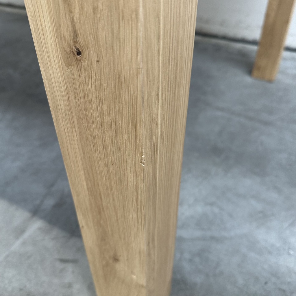 Straight dining table