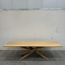 Mikado dining table