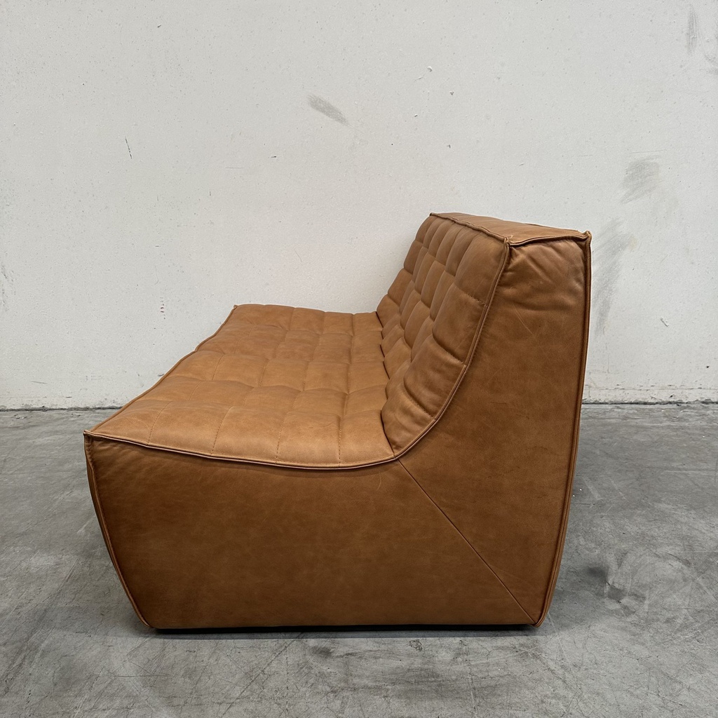 N701 sofa