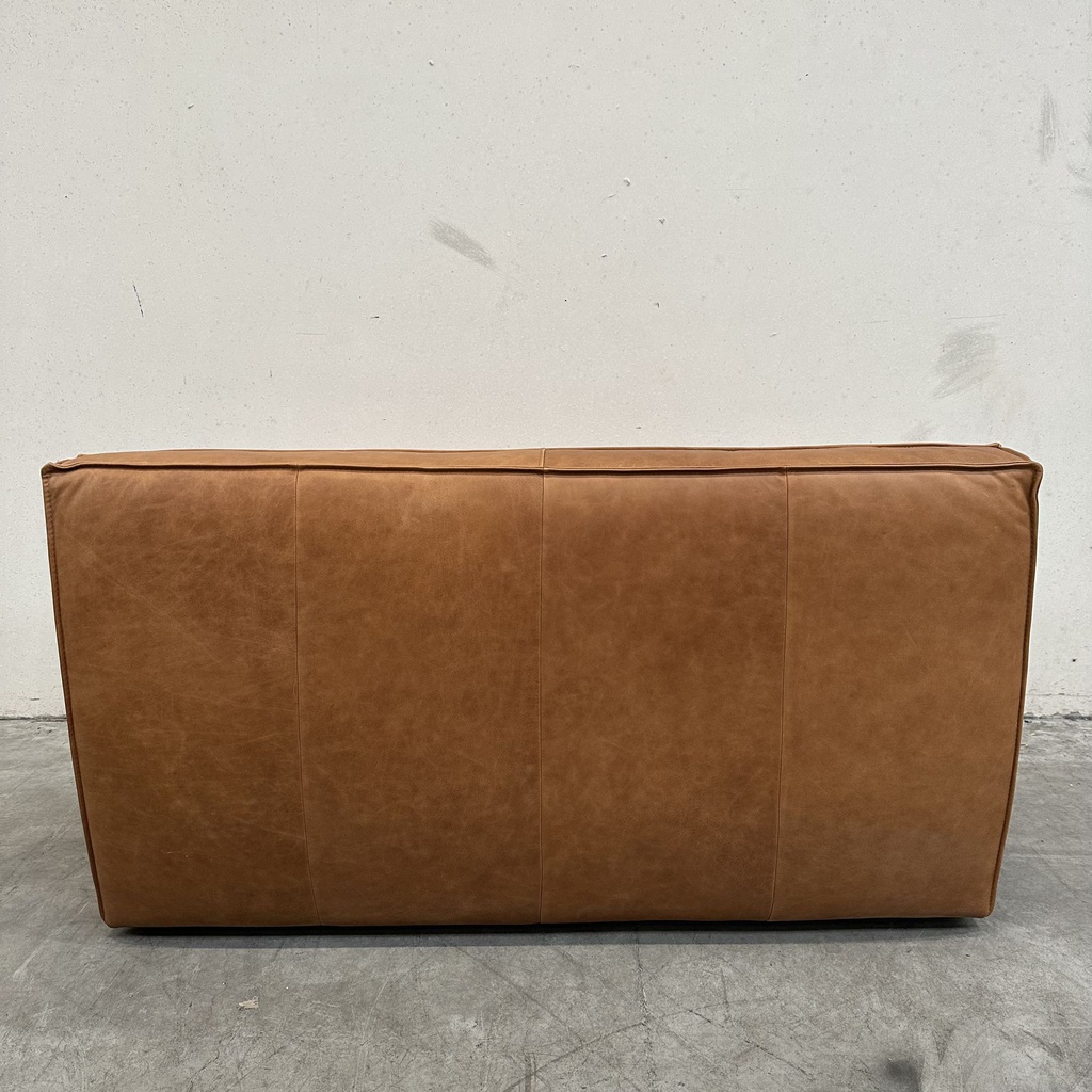 N701 sofa