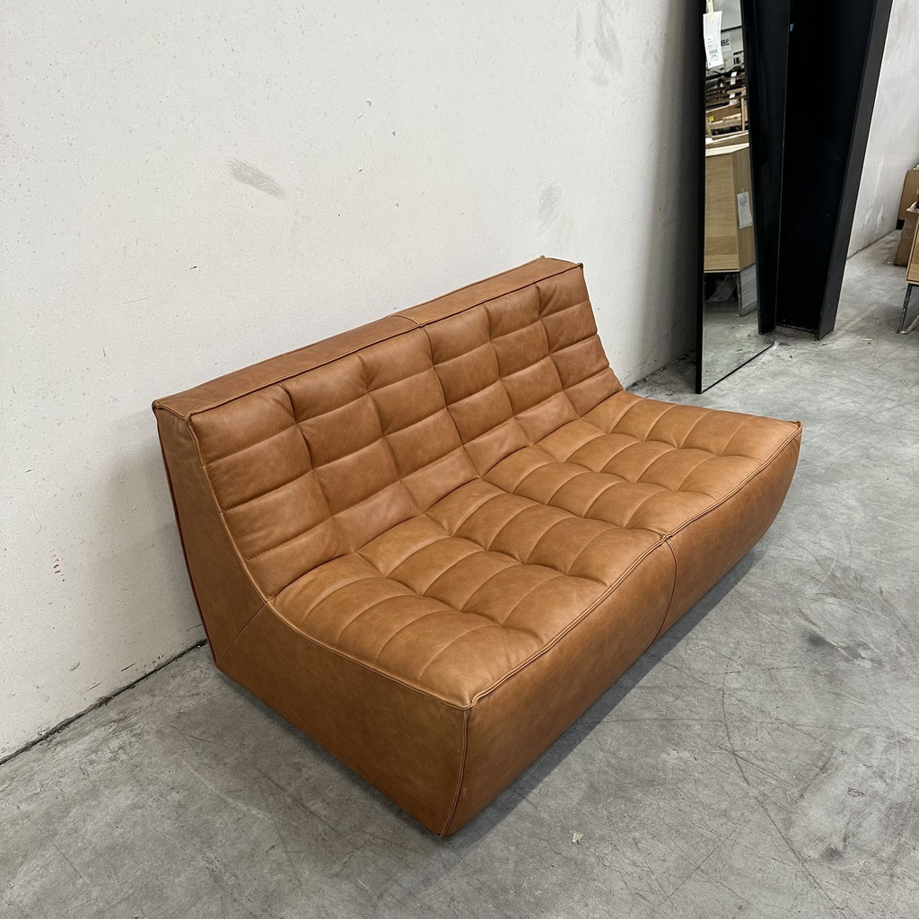 N701 sofa