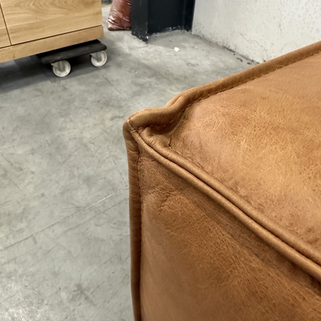 N701 sofa