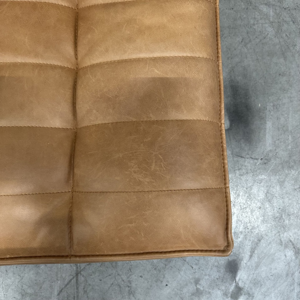 N701 sofa