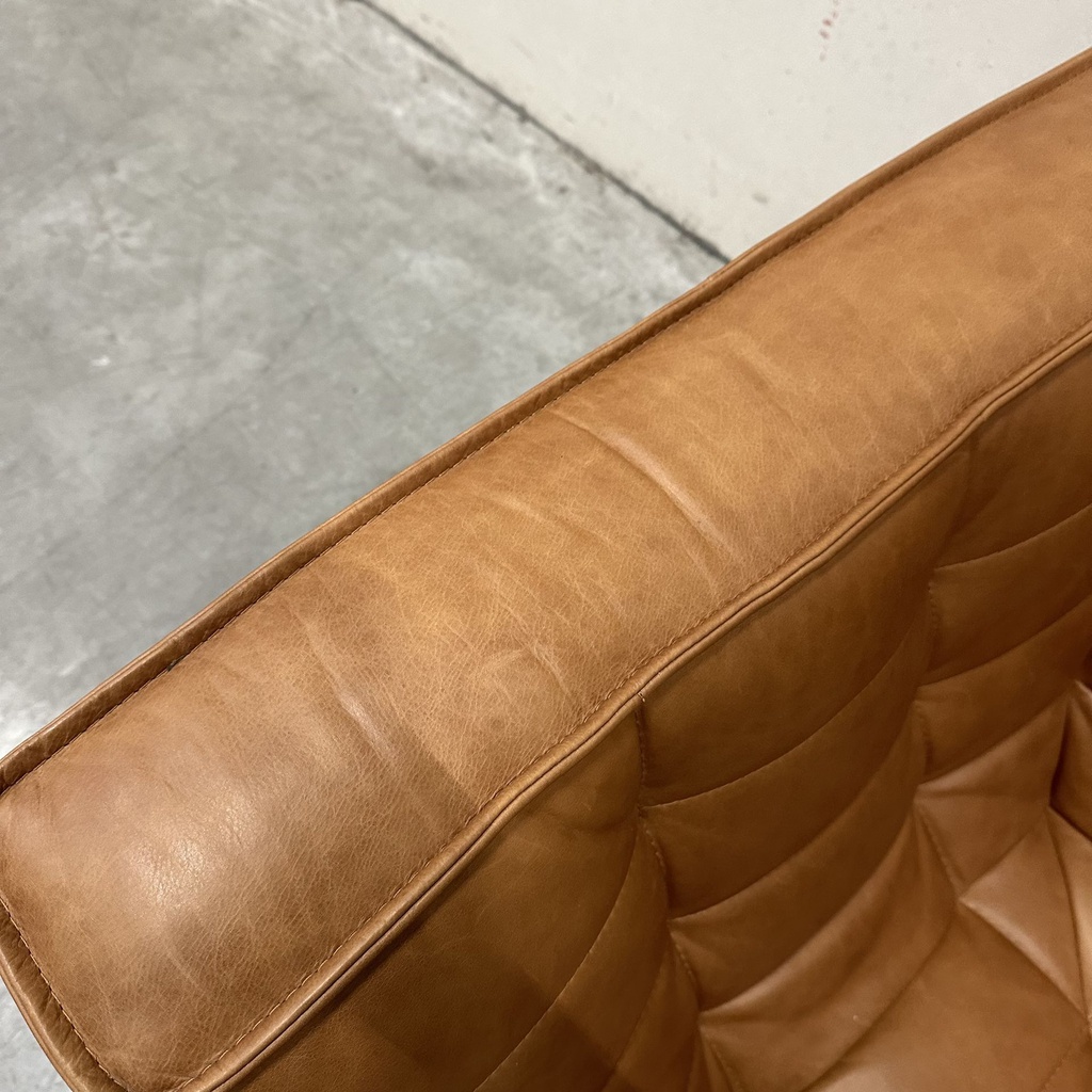 N701 sofa