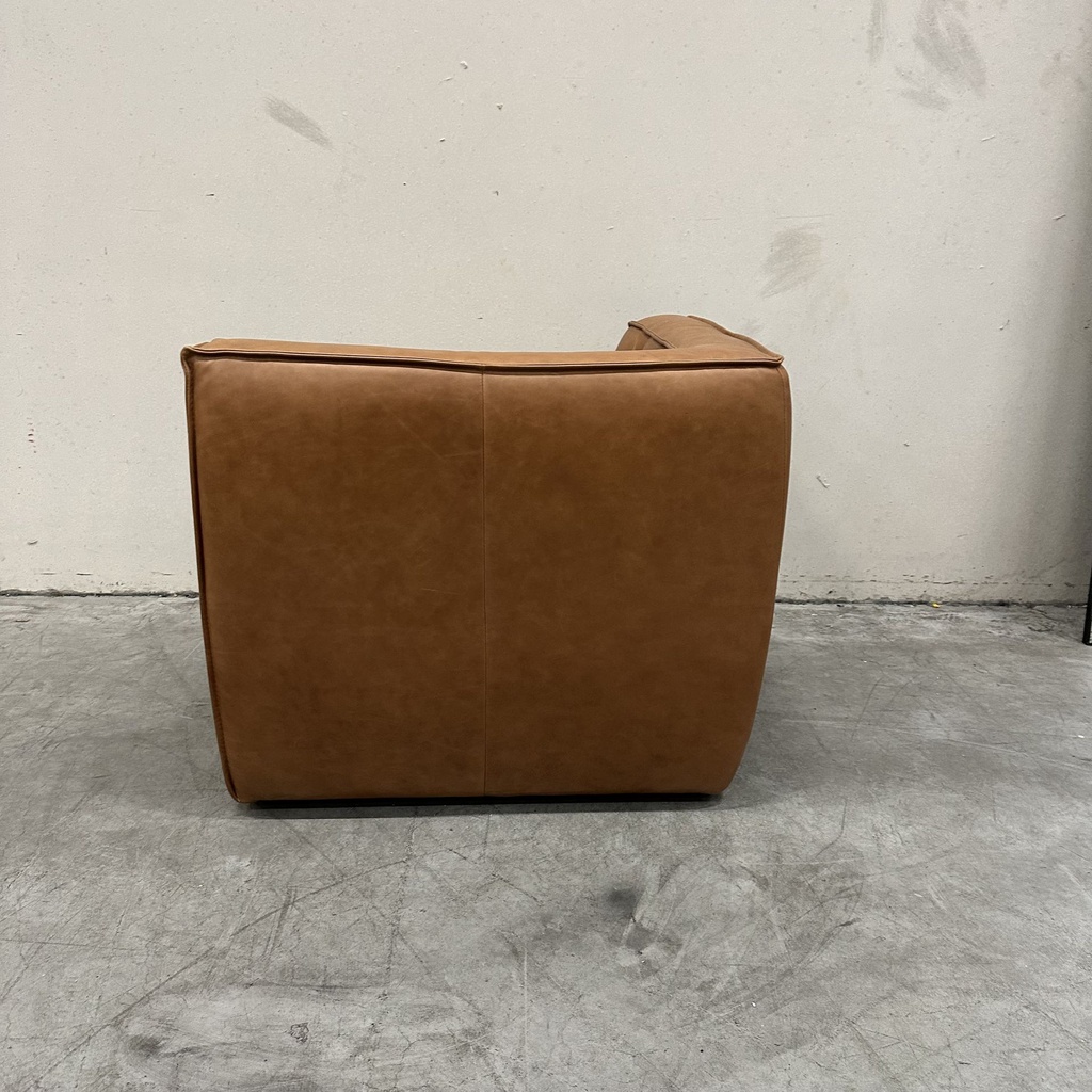 N701 sofa