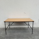 Oscar desk