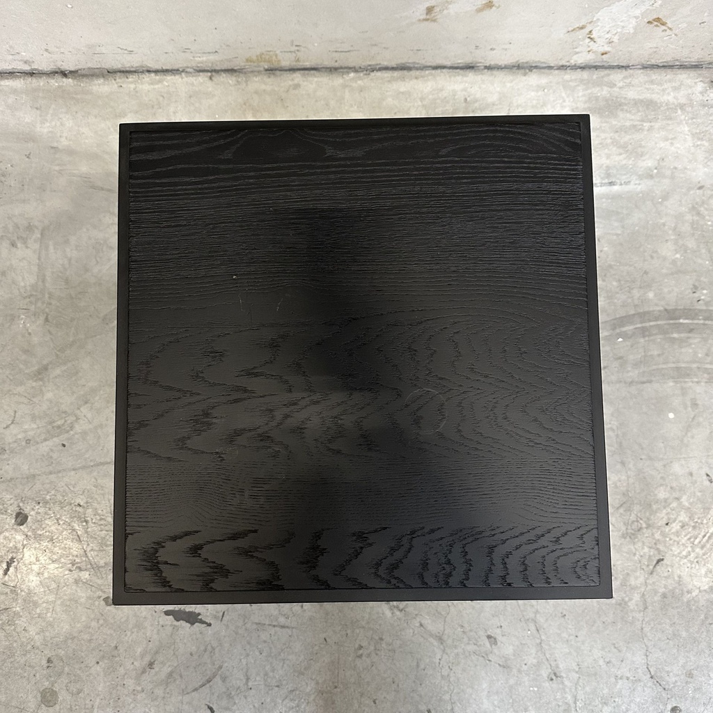 Monolit bedside table