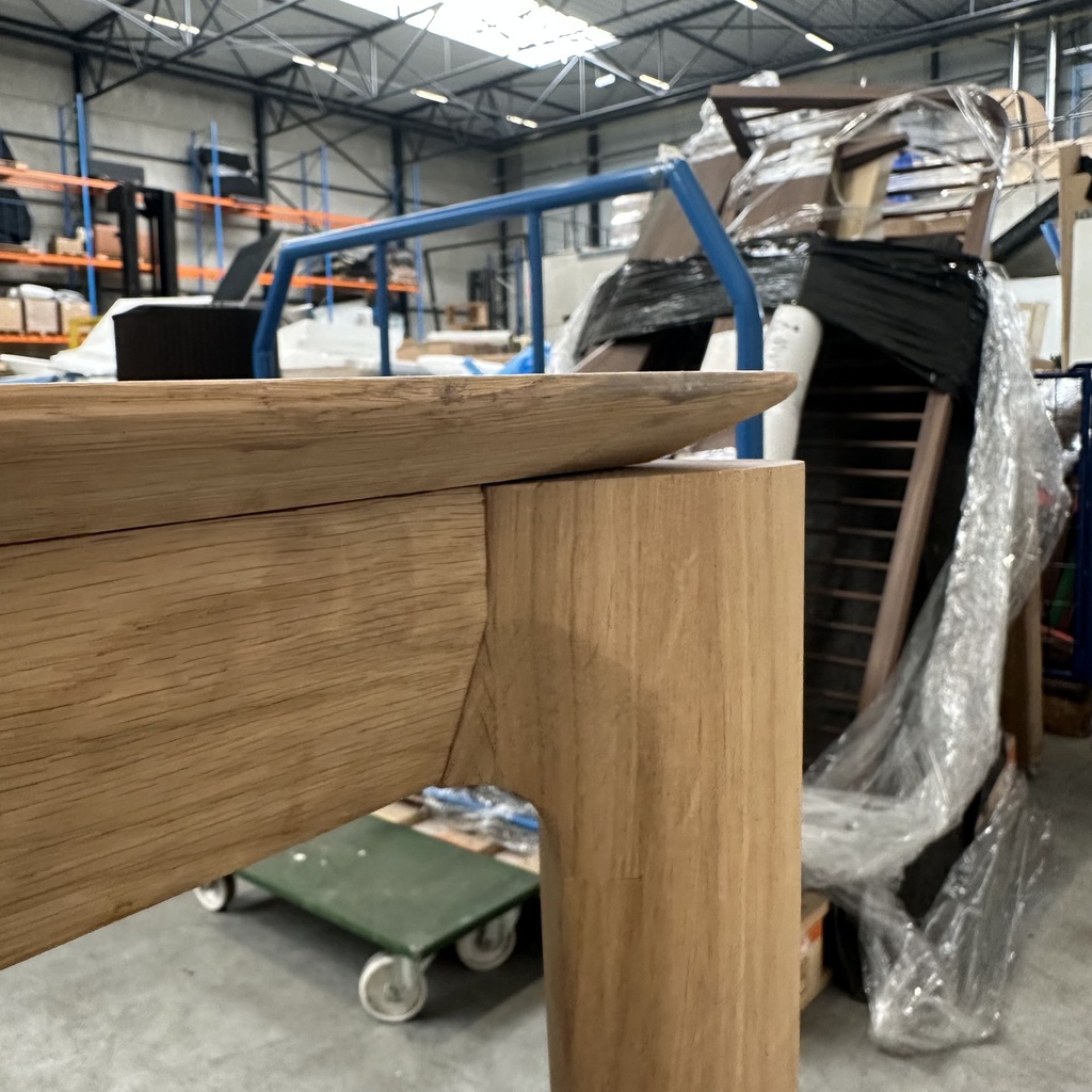 Bok dining table