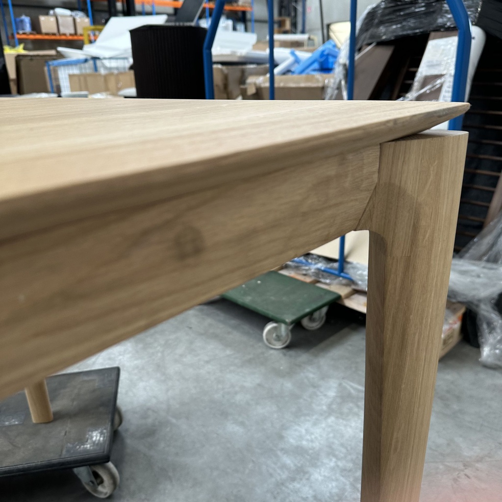Bok dining table