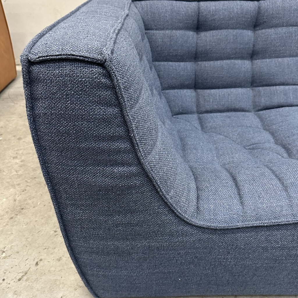 N701 sofa
