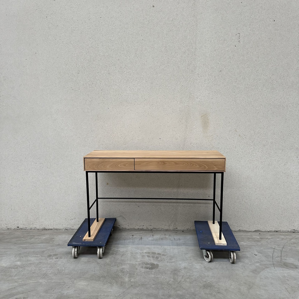 Whitebird desk