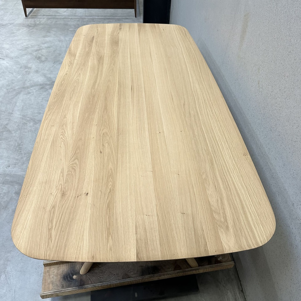 X dining table