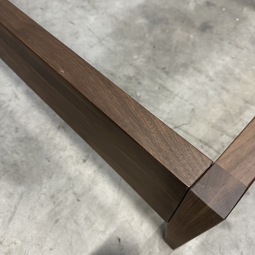 Walnut Spindle bed