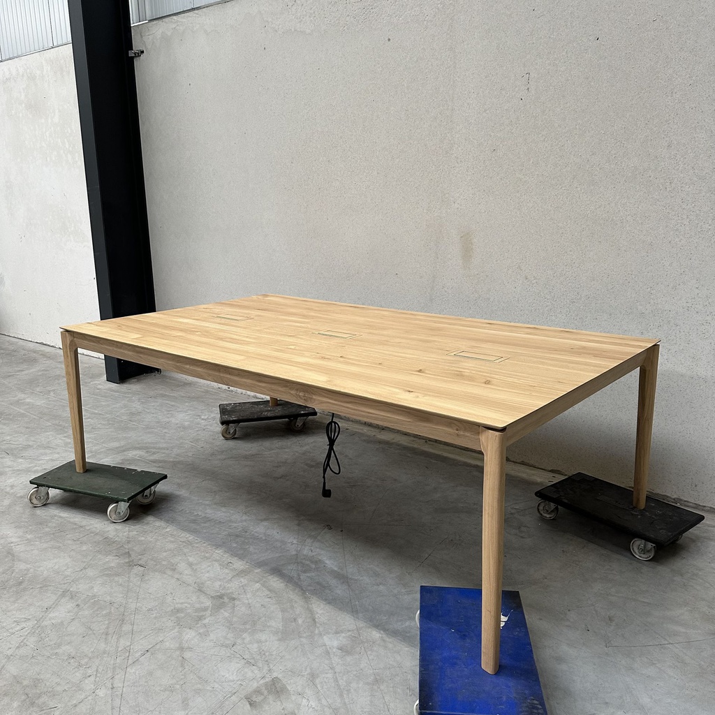 Bok cowork desk