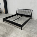 Spindle bed - Oak black