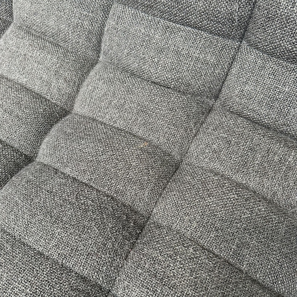 N701 sofa