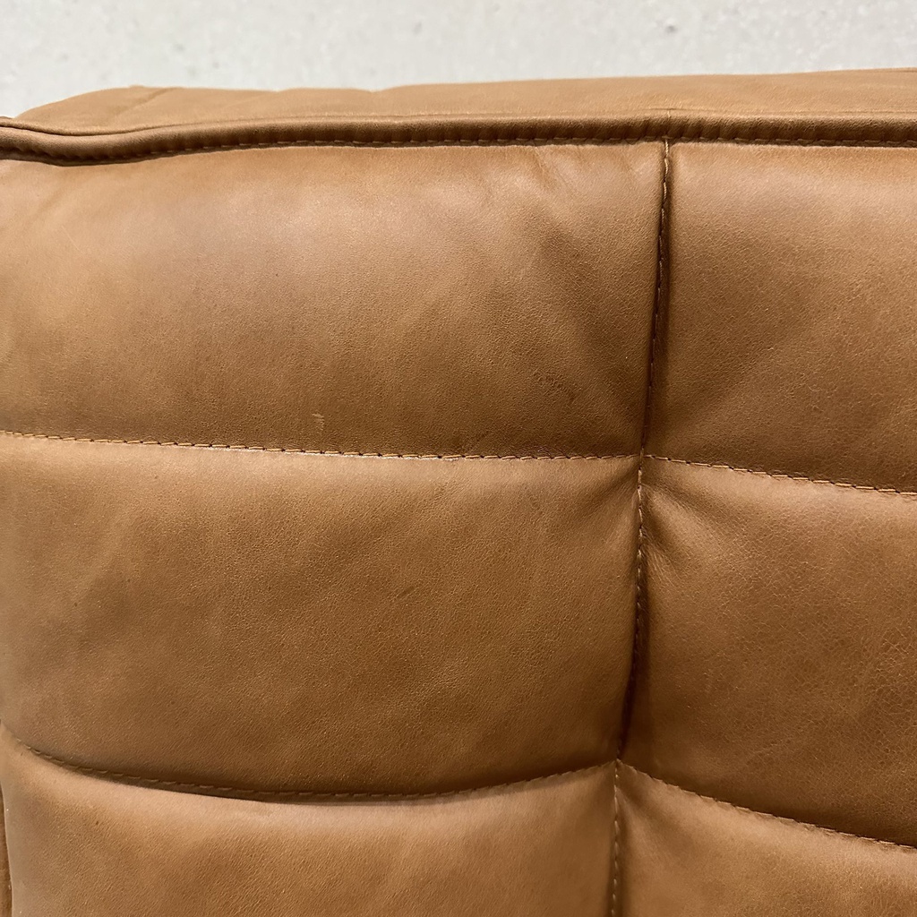 N701 sofa