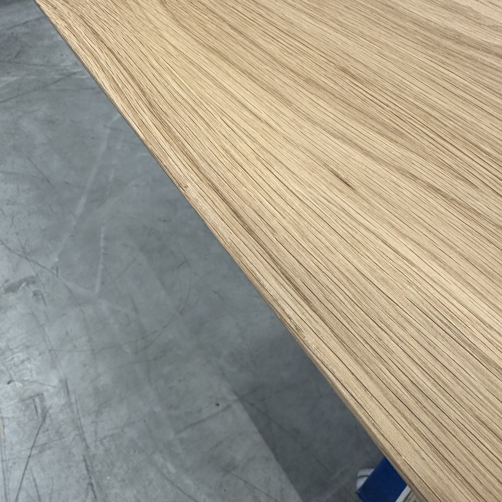 Mikado dining table