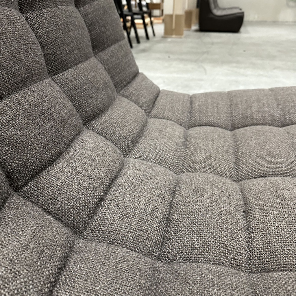 N701 sofa
