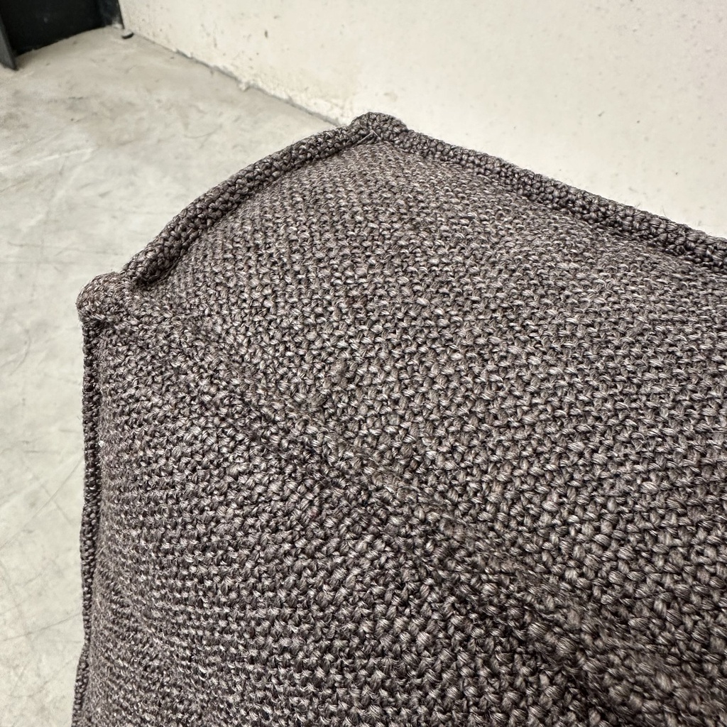 N701 sofa