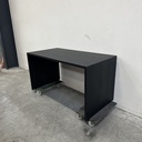 U desk