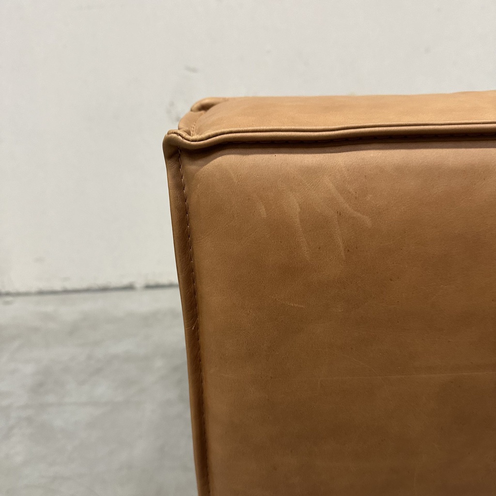 N701 sofa